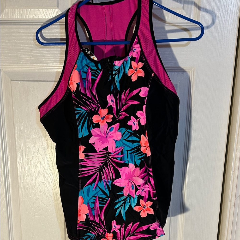 NWT tankini top